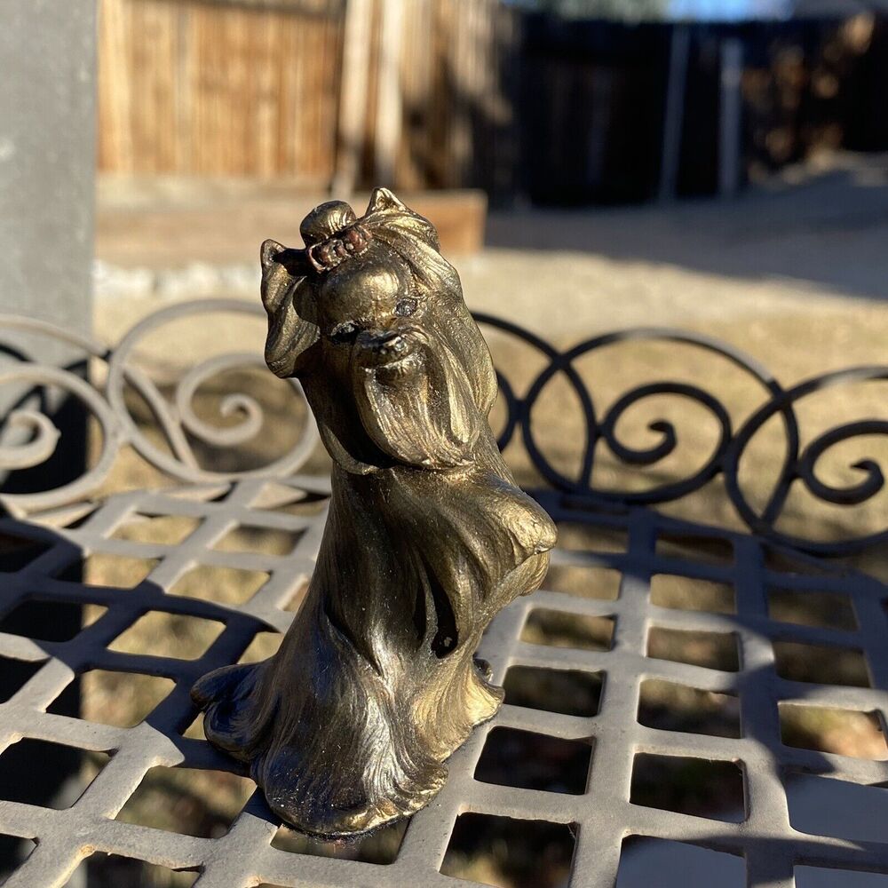D. L. Debbie Engle Yorkshire Terrier Pure Bred Dogs Miniature Bronze a statue - Picture 15 of 16